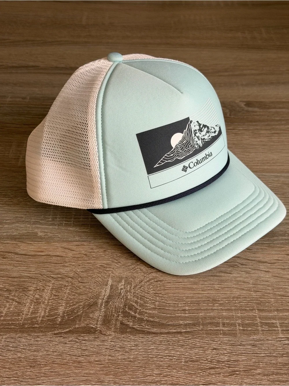 Columbia Women's Snap Back Truckers Hat Mountain Logo Snap Back Mesh Summer